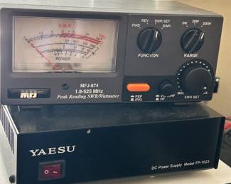 MFJ-874                     Yaesu DC Power Supply FT-1023