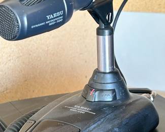 Yaesu Dynamic Microphone MD-100