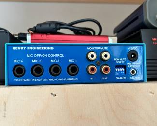 Henry Mic Off On Control 