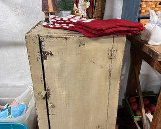 Primitive Style Cabinet, Christmas Decorations