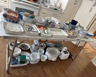 Kitchenwares - Bakeware - Bowls, Crock Pot, Toaster, Rice Cooker