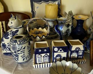 Blue and white is so darling!