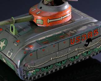 Vintage Japan Tin Litho Toy Tank Key Wind-up	2.5x3.25x5in	196127
