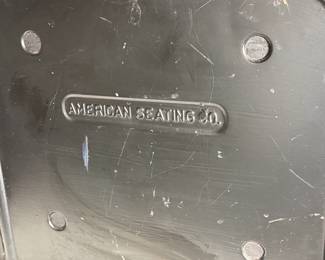 Radio City Music Hall New York Original Chair	35x25x25in	199117
