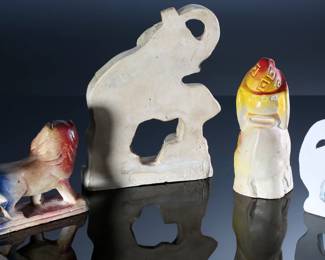 Lot of 4 Vintage Carnival Chalkware Figure Statues - Circus Elephants - Horshoe - Lion	Elephant on bucket 10x7x2 in - Horseshoe 6x4x2 in - Lion 5.5x7x2 in - Elephant with hat 8x3x3.5 in	198046
