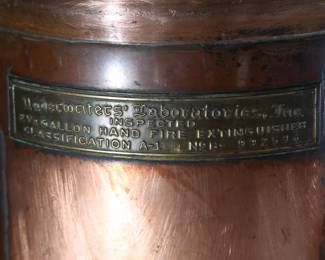 Antique Brass & Copper Fire Extinguisher 	24x7.5x7in	199106
