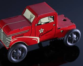 Vintage Walt Reach Toy Courtland Wind-Up Red Truck Tin Litho no bed	3x2.75x5.25in	196130
