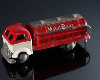 Vintage Mobile Gas Truck Japan Tin Toy Friction	2x1.5x5in	196153
