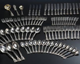 Antique Gorham Chantilly Sterling Silver Flatware Set	Case: 3.5x16x12in	199167
