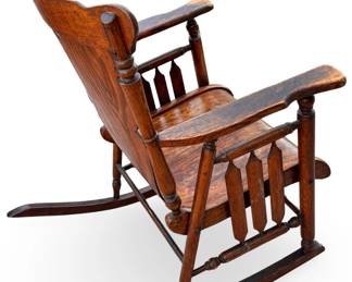 Vintage Craftsman Oak Bentwood Rocking Chair	35x26x34in	196188
