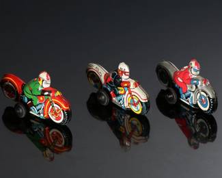 Lot of 5 Vintage Japan Tin Litho Friction Toy Motorcycles 	1.85x2.35x3.5in	196206
