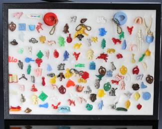 Large Lot of 1950s Vintage Bubblegum Prize Cracker Jack Toys in Display 	12.25x16.25x0.75in	196228
