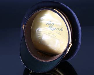 US Army Military Officer’s Dress Visor Hat Officer Cap Top Rank Louisville Cap Co	Size 7 1/8	199118
