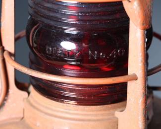 Antique Dietz #40 Traffic Gard Lantern Kerosene Lamp	8in H x 7.25in Diameter at base	199104
