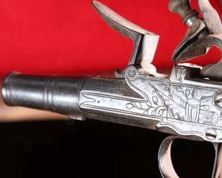 Matched Pair Seglas London Flintlock Pistols in Display Case Flint Lock 	Pistol: 5.6x0.65x2.8in<BR>Display: 2.5x11.5x9in	199154
