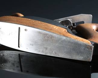 Antique Stanley Transitional Carpenter's Wood Plane 	9.65x2.55x5.1in Base: 8.8in	199032
