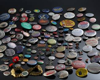 Lot of 230+ Vintage Button Pins Advertising Pinback Lot 	Box: 5x13.5x5.5in	196061

