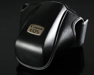 Canon EOS 650 35mm SLR Camera EF 35-70mm 3.5-4.5 Zoom Lens & 28mm f/2.8 Lens	5x7x6in	199111
