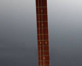 Vintage Cigar Box 3-string Guitar	6.25x6.5x30.5in	196072
