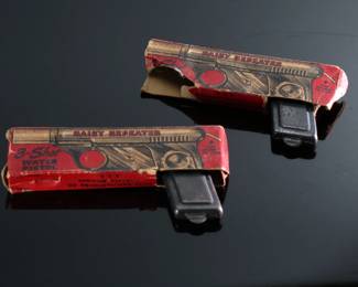 Lot of 2 1940s Vintage Daisy No. 71 Repeater 3-Shot Water Pistols	3x5.5x.5in	196100
