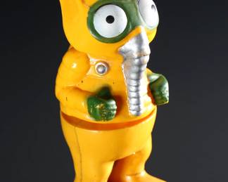 *Rare* 1960s Yellow Alien Creature The Electric Game Company Toy Figure Co.	4.5x2.5x2in	196138
