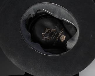 Vintage The Gun Club by Stetson Black Western Cowboy Hat With Silver & Leather Trim Band 58/7 1/4	6 x 15 x 15 in	198019
