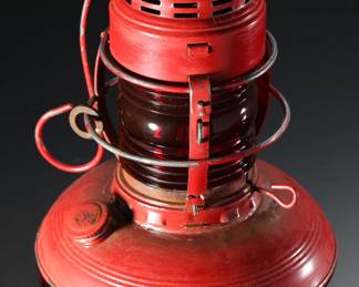 Antique Embury No. 40 Traffic Gard Lantern Kerosene Lamp	8in H x 7.25in Diameter at base	199103

