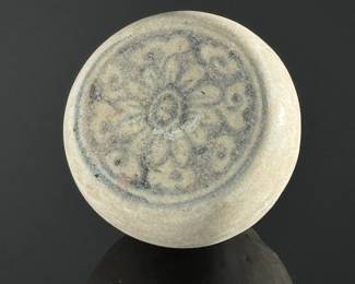 Lot of 2 Hoi An Shipwreck Ceramic Lidded Jars Viennese Porcelain 		289027
