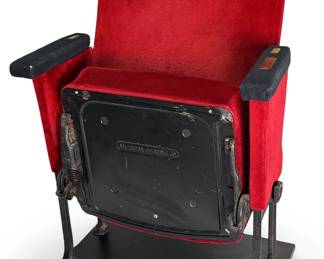 Radio City Music Hall New York Original Chair	35x25x25in	199117
