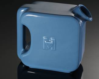 Vintage Hall China Hot Point 6H Refrigerator Bottle/container 	6.5x3.5x7.25in	196200
