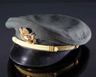 US Army Military Dress Visor Cap Hat	Size: unmarked look like 7	199132
