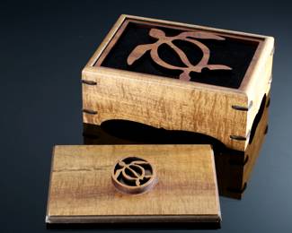 Koa Wood Sea Turtle Honu Trinket Box Artist Made	4x8.5x6.25in	199157
