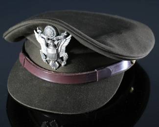 US Air Force Officers Visor Cap Hat	Size: unmarked look like 7.25	199134
