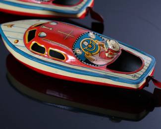 Lot of 2 Vintage Japanese Tin Toy Litho Boats SAN Japan	2x2.5x7.5in 	196091
