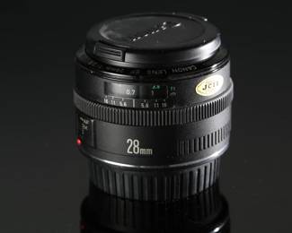 Canon EOS 650 35mm SLR Camera EF 35-70mm 3.5-4.5 Zoom Lens & 28mm f/2.8 Lens	5x7x6in	199111
