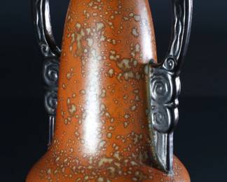 Ditmar Urbach Alienware Vase Czechoslovakia Art Deco Pottery 10913&nbsp;	9.75x5.55x5.55in 	196052
