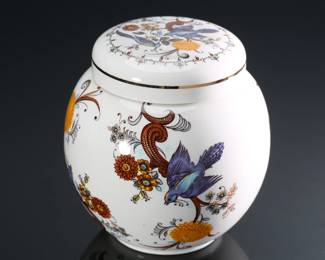  Sadler England Floral Porcelain Ginger Jar Urn Tea Bag Holder	5in H x 4.8in Diameter 	199158
