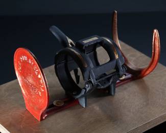 Antique Cast Iron The Philadelphia Buncher Asparagus Buncher 	7x10x14in	199091
