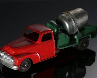 1950s Vintage Hubley 469 Toy Cement Mixing Truck	4.9.75x3in	196056
