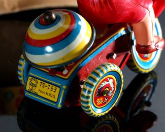 Vintage Japanese Suzuki TS-753 Celluloid/Tin Wind-Up Toy Bell Cycle In Box 	Box: 2.5x3.75x5in	196145
