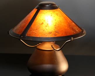 Craftsman Style Mica 007-01-0 Copper Beanpot Table Lamp	13.75in H x 14.5in Diameter 	199155
