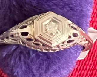 Vintage Platinum and diamond ring 