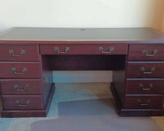 "Woodside Plantation: Anderson Mill" in Aiken, SC. Closing Wed 3/20 at 8p. Pickup is Fri 3/22 12-6p. Shipping is available on most items. Please click here to view more photos, descriptions, and current bids:&nbsp;https://ctbids.com/estate-sale/26815