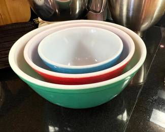 Pyrex Bowls - Sold 