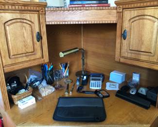 Corner Office Suite, Supplies