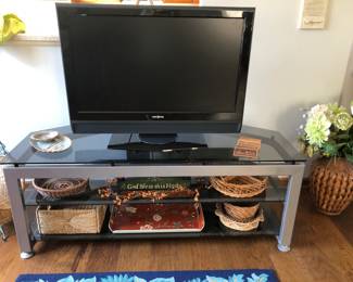 Large Flat Screen, Stand