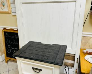 Cottage White Bedroom 2-Drawer Nightstand with Charging Station & Outlet Twin Headboard By Liberty Furniture 