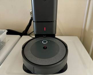 Robot vacuum 