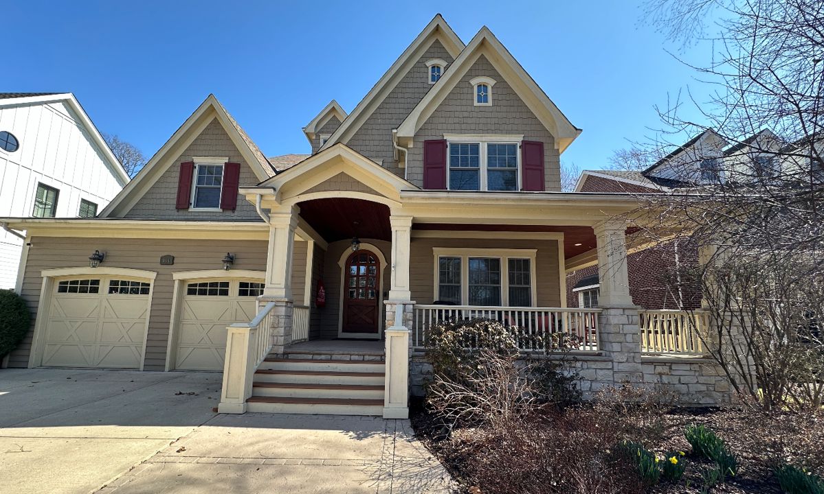 50 Off—Executive Home High End Downtown... starts on 3/16/2024