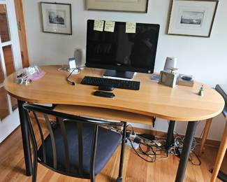 Modern office desk